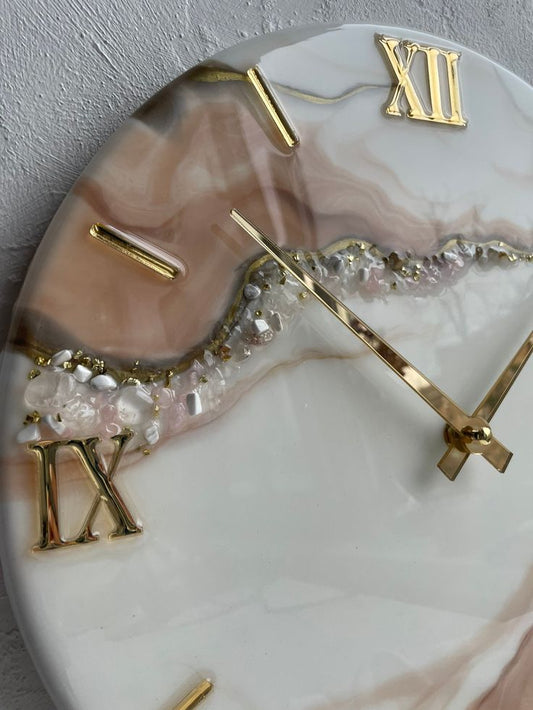 Resin wall clock